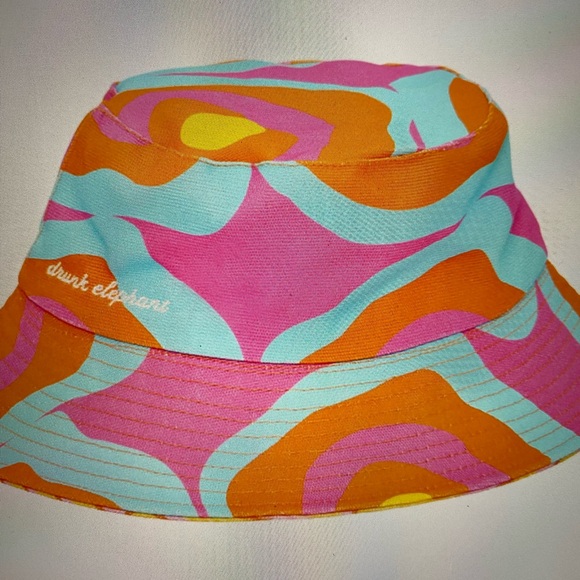 Drunk Elephant Reversible Bucket Hat. 2 Hats In One! ✌️ - Picture 2 of 9